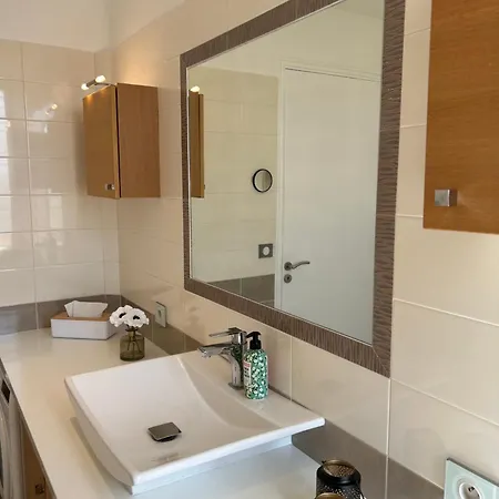 Apartmán Emplacement Centre *